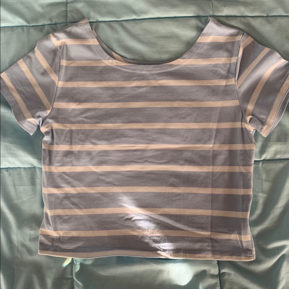 Juniors crop top